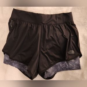 Northface Flashdry Women's Short Sm